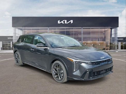 New 2026 Kia K4 GT-Line Turbo image 2