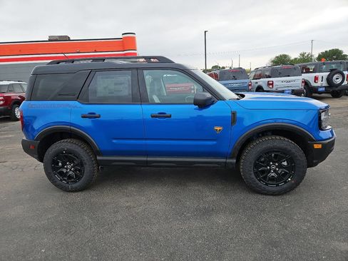 New 2026 Ford Bronco Sport Badlands image 14