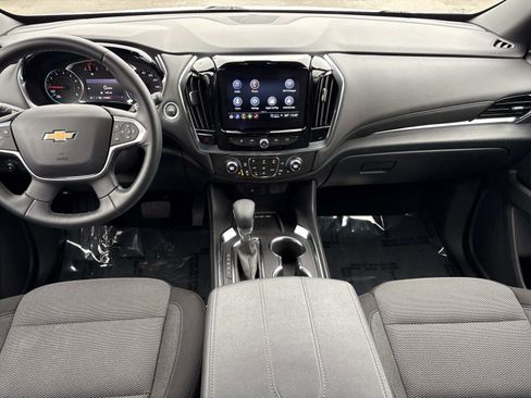 Used 2023 Chevrolet Traverse LT image 26