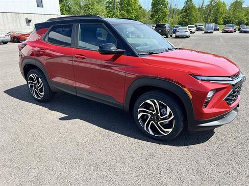 New 2026 Chevrolet TrailBlazer RS w/ LPO, Trailering Package AWD/4WD image 8