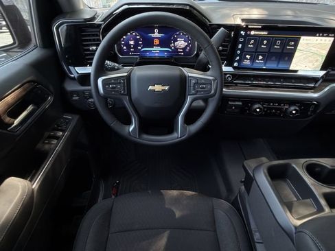 New 2026 Chevrolet Silverado 1500 LT AWD/4WD image 11
