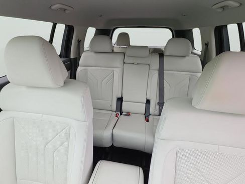 Used 2026 Hyundai Santa Fe SEL FWD image 21