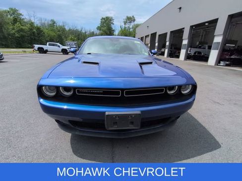 Used 2020 Dodge Challenger SXT w/ Driver Convenience Group AWD/4WD image 6
