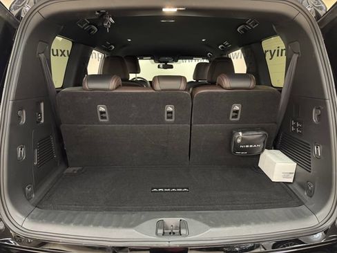 Used 2025 Nissan Armada SL w/ Captain's Chari Seat Package RWD image 23