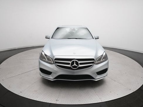 Used 2015 Mercedes-Benz E 350 4MATIC Sedan image 11