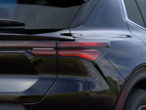 New 2026 Chevrolet Equinox EV LT AWD/4WD image 39