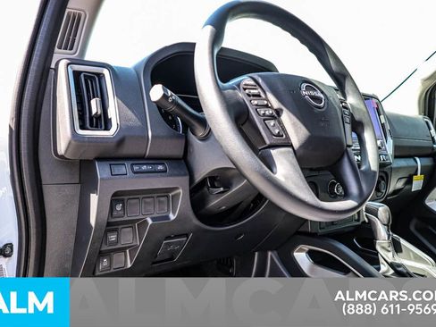 Certified 2025 Nissan Frontier SV image 26