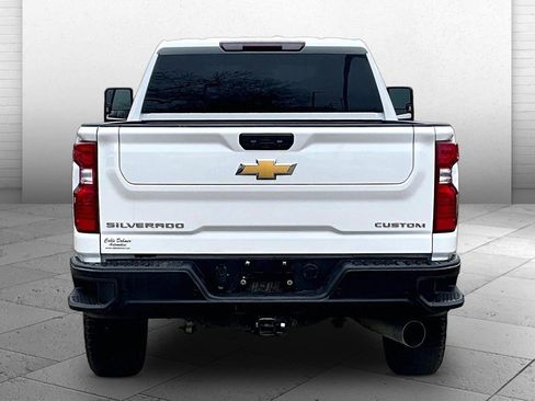 Used 2025 Chevrolet Silverado 2500 Custom w/ Custom Value Package AWD/4WD image 3