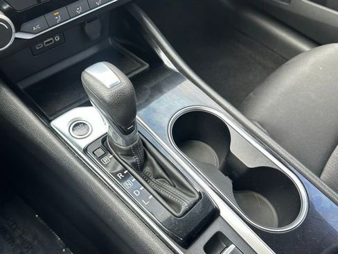 Used 2021 Nissan Altima 2.5 SV image 12