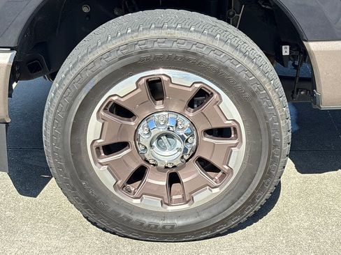 Used 2023 Ford F250 King Ranch w/ FX4 Off-Road Package AWD/4WD image 12