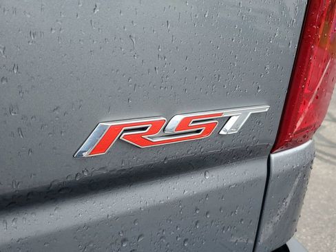 Used 2022 Chevrolet Silverado 1500 RST w/ Safety Package image 7