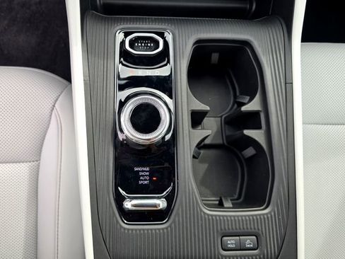 New 2026 Jeep Cherokee Limited AWD/4WD image 17