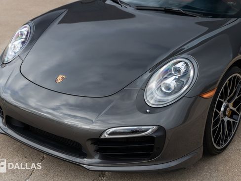 Used 2015 Porsche 911 Turbo S image 6