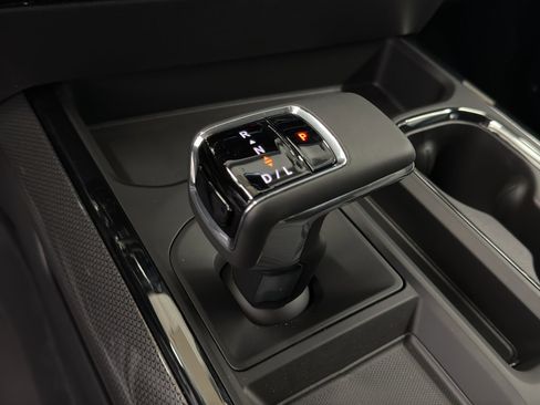 New 2026 Chevrolet Silverado 1500 ZR2 AWD/4WD image 21