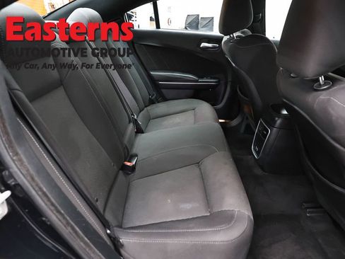 Used 2018 Dodge Charger R/T Scat Pack RWD image 23