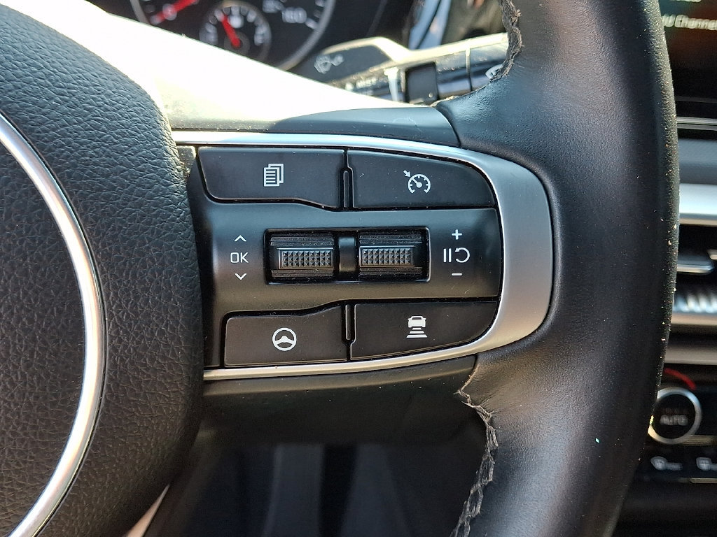 Used 2024 Kia K5 GT-Line AWD/4WD image 24