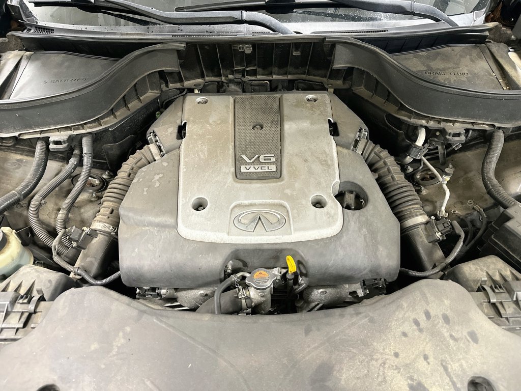 Used 2016 INFINITI QX70 2WD w/ Premium Package image 31