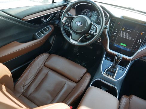 Used 2022 Subaru Outback Touring image 9