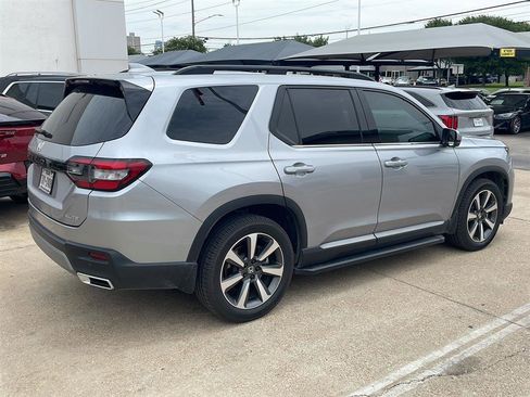 Used 2024 Honda Pilot Elite image 2