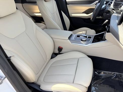 Used 2025 BMW i4 eDrive40 w/ Premium Package RWD image 12