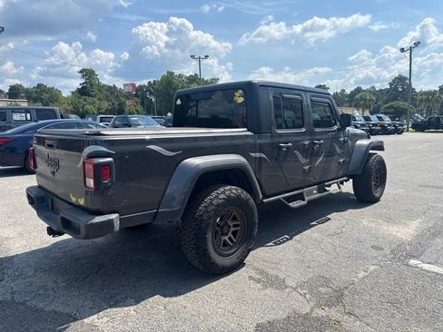 Used 2023 Jeep Gladiator Sport AWD/4WD image 3