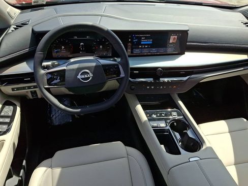 Certified 2025 Nissan Murano SL AWD/4WD image 12