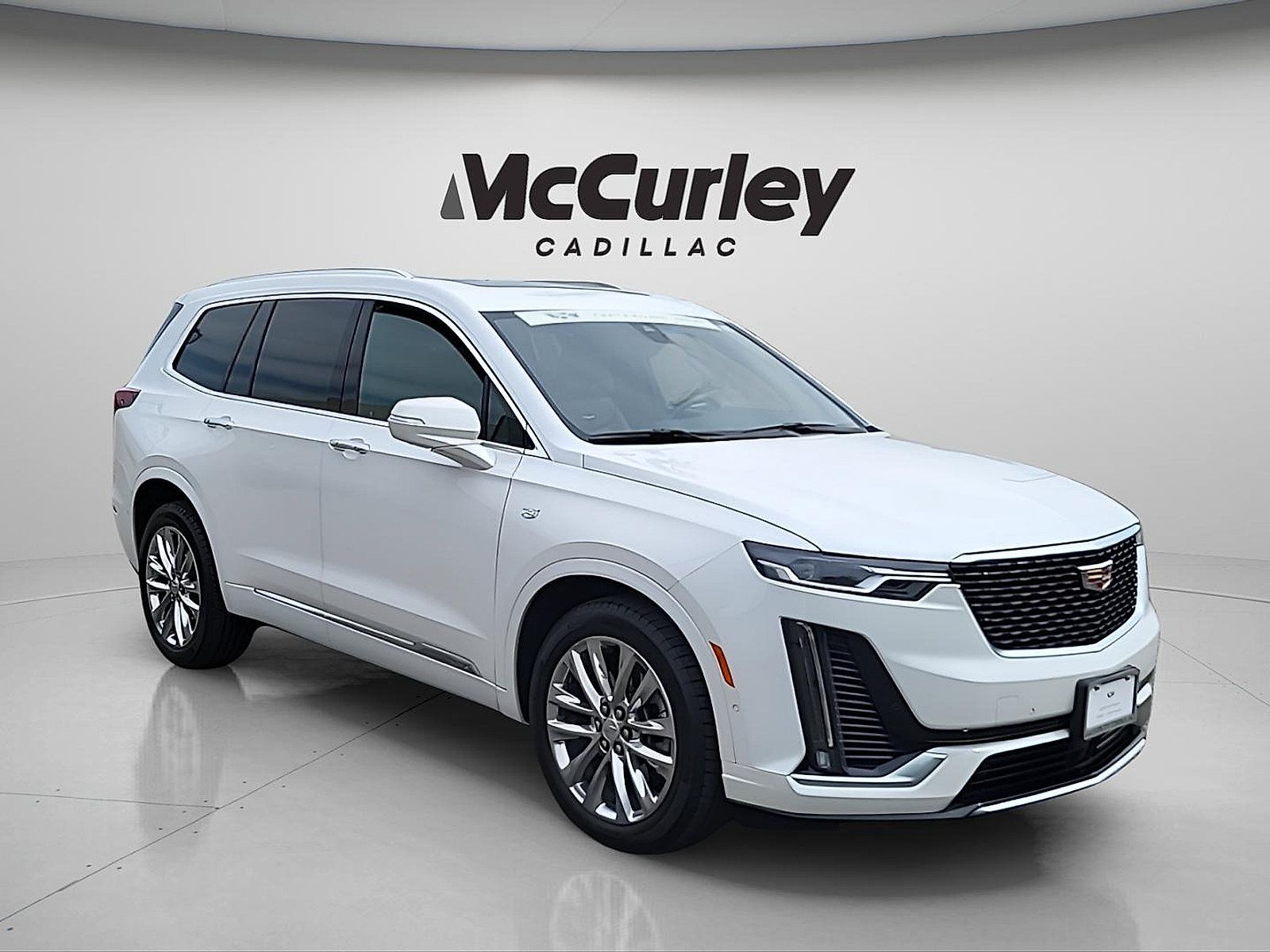 Certified 2024 Cadillac XT6 Premium Luxury w/ Technology Package AWD/4WD image 1