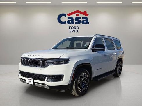 Used 2024 Jeep Wagoneer Series II w/ Flexible Seating Group image 6