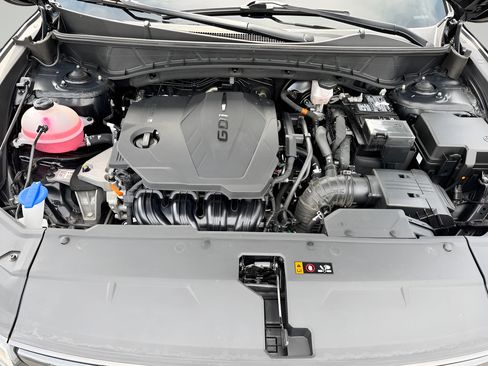 Used 2024 Hyundai Tucson SEL FWD image 9