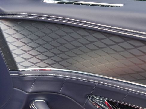 Certified 2024 Bentley Flying Spur S V8 AWD/4WD image 28