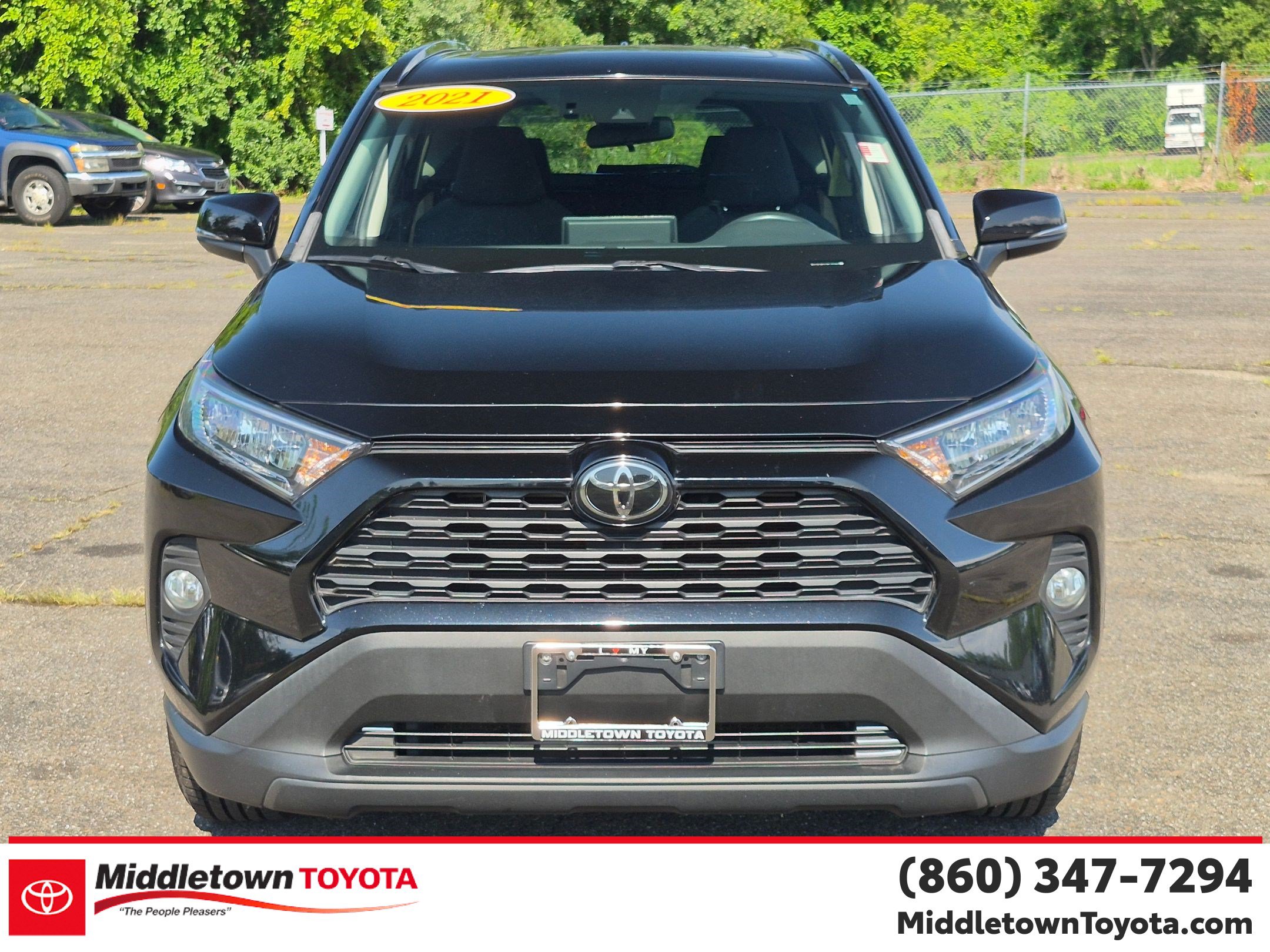 Used 2021 Toyota RAV4 XLE w/ Convenience Package AWD/4WD image 8