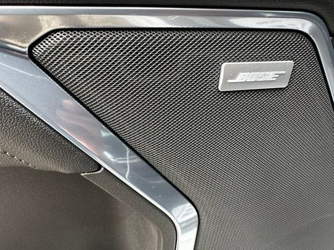 Used 2022 GMC Sierra 1500 SLT w/ SLT Premium Package AWD/4WD image 14