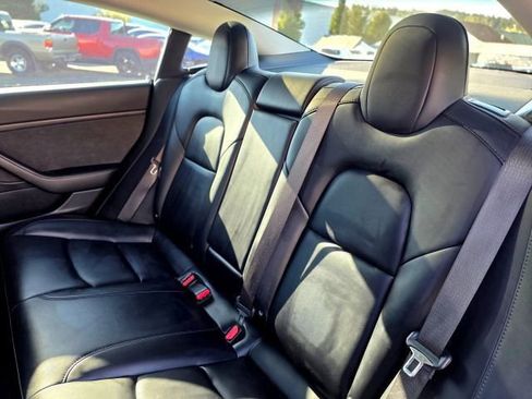 Used 2018 Tesla Model 3 Long Range AWD/4WD image 30