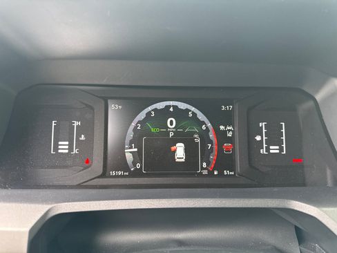 Used 2025 Toyota 4Runner SR5 image 32