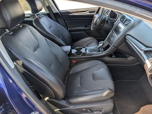 Used 2015 Ford Fusion Energi Titanium FWD image 8