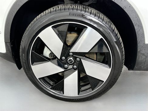 Used 2023 Volvo XC40 Recharge Ultimate w/ Protection Package Premier image 31