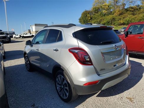 Used 2022 Buick Encore Preferred image 6