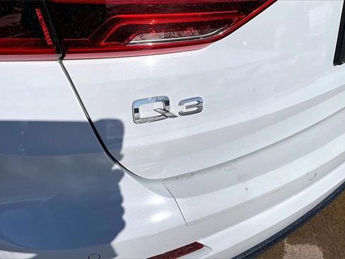 Used 2020 Audi Q3 2.0T Premium Plus w/ Premium Plus Package image 33
