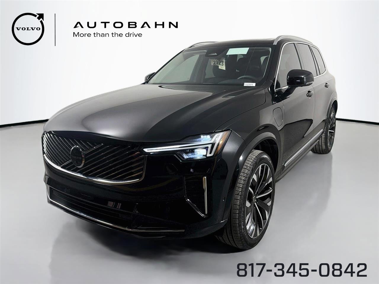 New 2026 Volvo XC90 T8 Plus w/ Protection Package Premier AWD/4WD image 1