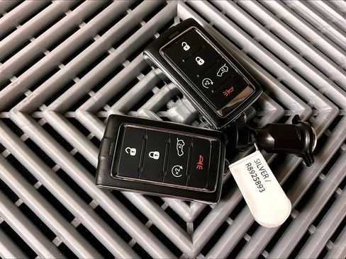 Used 2024 Jeep Grand Cherokee L Summit w/ Advanced Protech Group IV AWD/4WD image 11