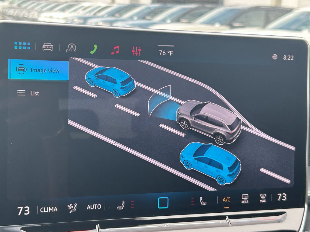 New 2026 Volkswagen Tiguan SE R-Line FWD image 16
