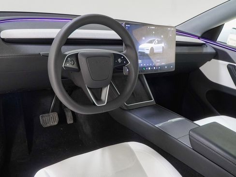 Used 2026 Tesla Model Y AWD image 26