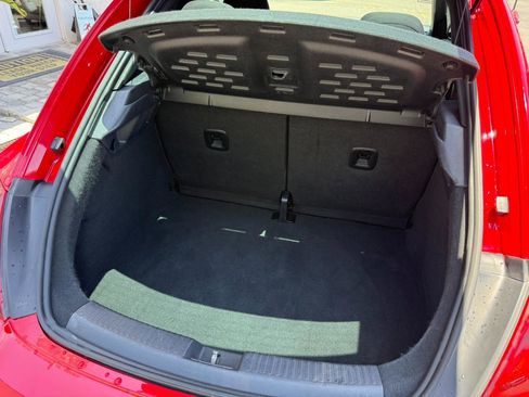 Used 2018 Volkswagen Beetle 2.0T S FWD image 18