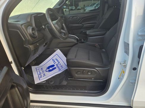 Used 2024 Chevrolet Colorado Trail Boss w/ Advanced Trailering Package image 7