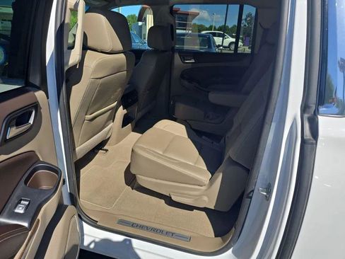 Used 2020 Chevrolet Suburban LT w/ Texas Edition Package AWD/4WD image 11