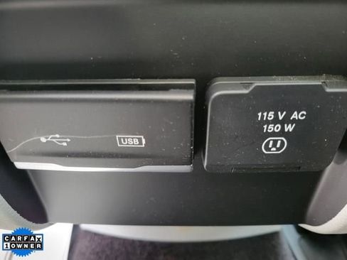 Used 2019 Jeep Cherokee Limited w/ Technology Group AWD/4WD image 16