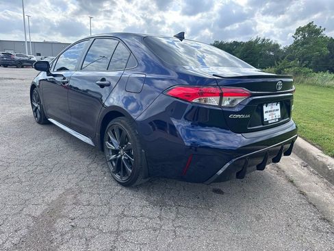 Used 2024 Toyota Corolla SE w/ SE Package FWD image 7