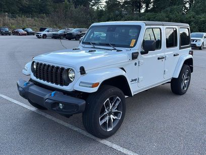Used 2024 Jeep Wrangler Unlimited w/ Convenience Group