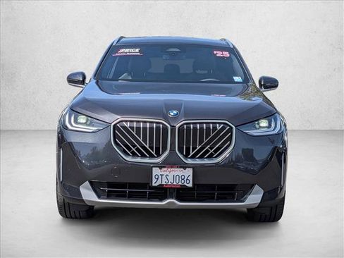 Used 2025 BMW X3 xDrive30i w/ Convenience Package image 2