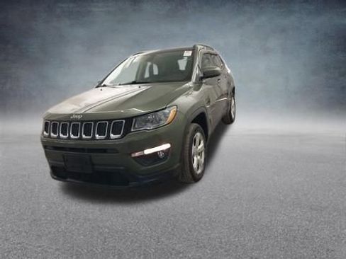 Used 2018 Jeep Compass Latitude image 40